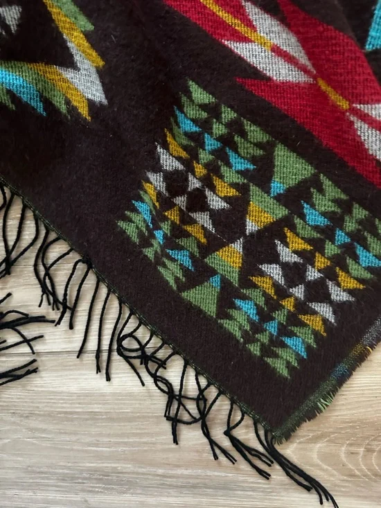 Boho Tribal Hooded Poncho OS - Picture 6 of 7